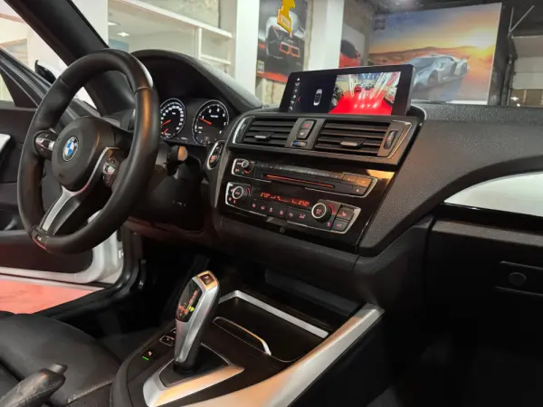 BMW 220 d Pack M Auto 13