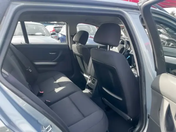 BMW 320 i Touring Selo Antigo 10