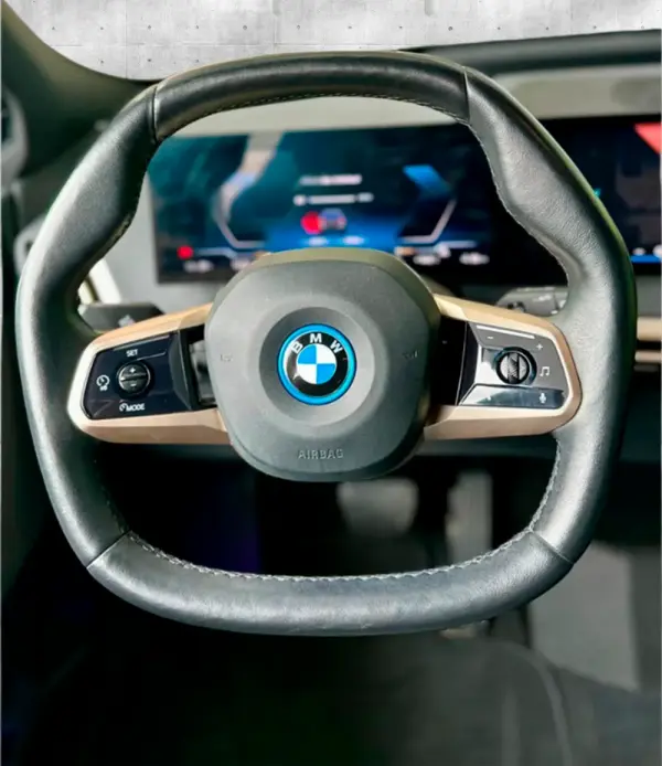 BMW iX xDrive 40 Pack Desportivo 7
