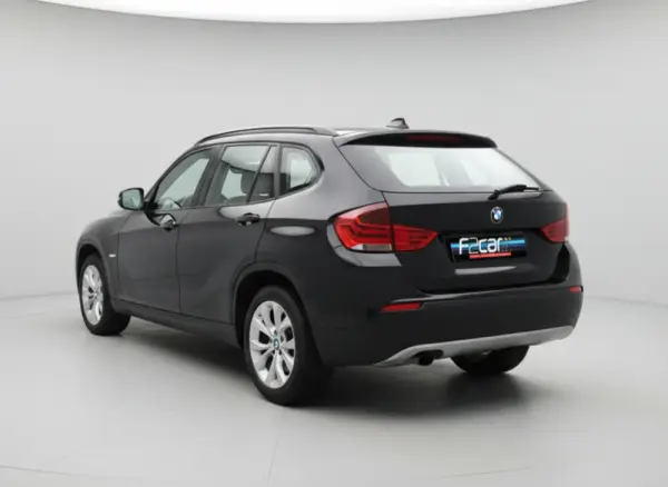 BMW X1 18 d sDrive Line Sport 4
