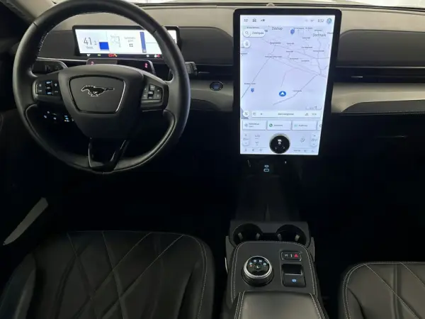 Ford Mustang Mach-E Standard AWD 6