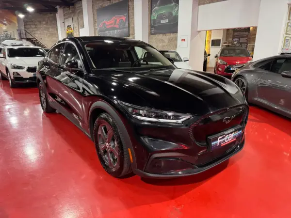 Ford Mustang Mach-E Alargada 3