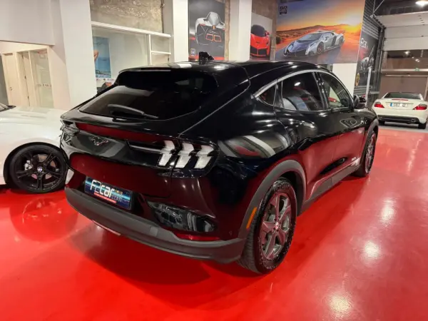 Ford Mustang Mach-E Alargada 6