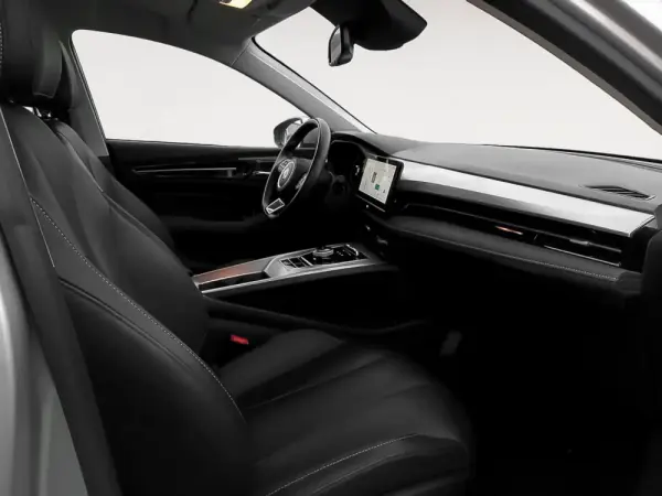MG MG5 61 kWh Luxury 8
