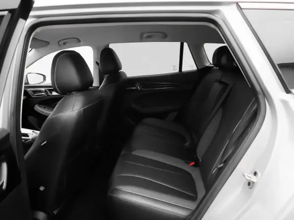 MG MG5 61 kWh Luxury 10