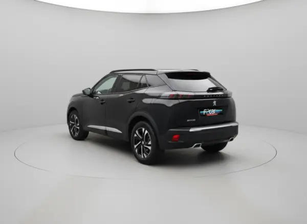Peugeot 2008 1.2 PureTech Allure Pack 6