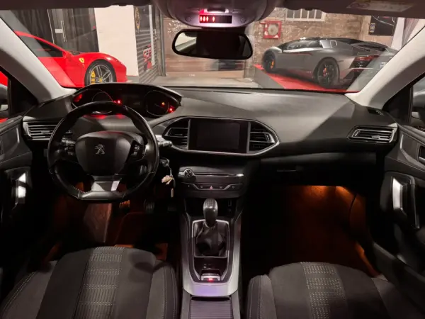 Peugeot 308 1.2 PureTech Active 13