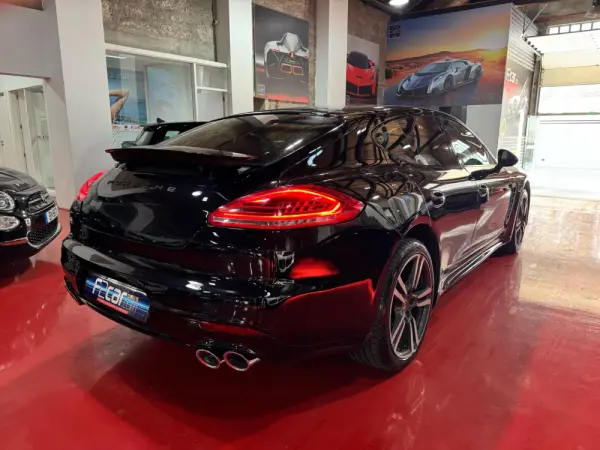 Porsche Panamera Edition 4