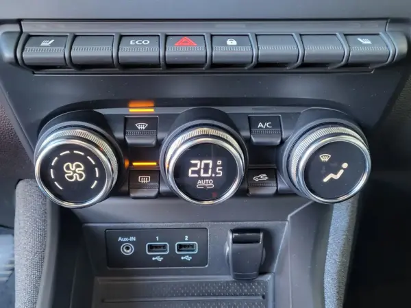 Renault Zoe Exclusive 50 9