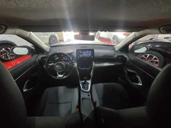 Toyota Yaris Cross 1.5 HDF Comfort Plus 17