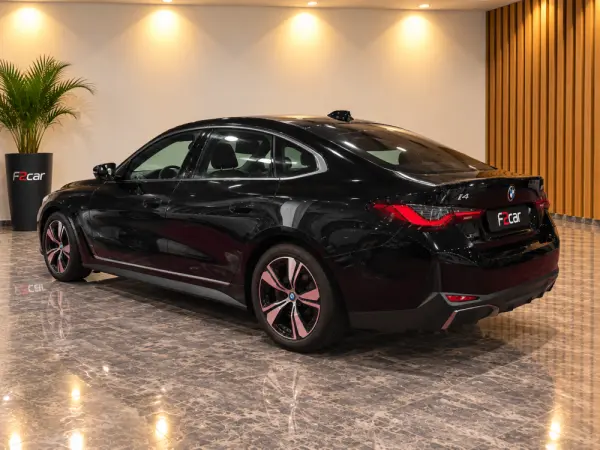 BMW i4 eDrive35 Gran Coupe 10