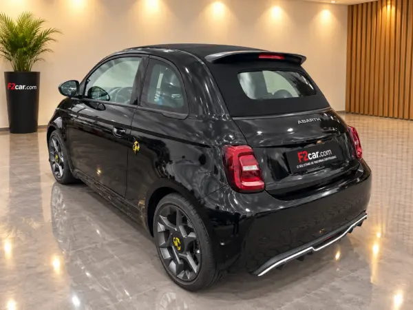 Abarth 500e C Turismo 5