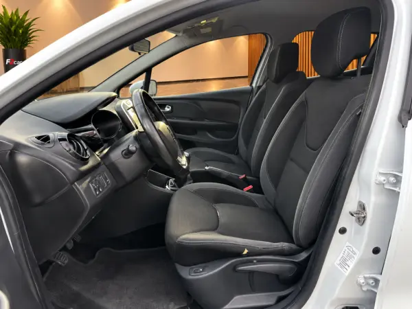Renault Clio 1.5 dCi Limited 6