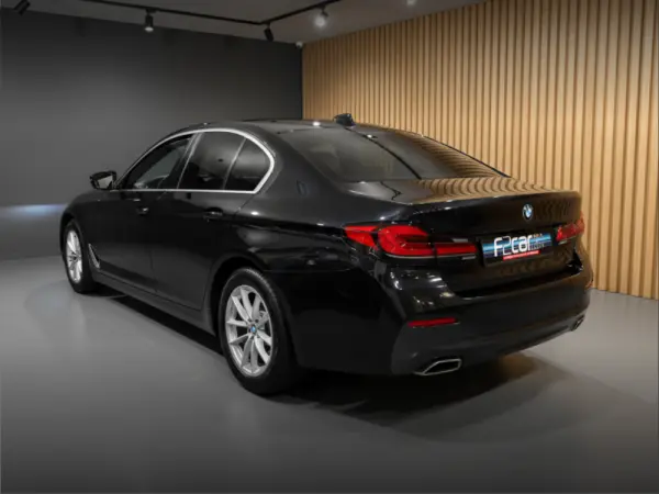 BMW 530 e 5