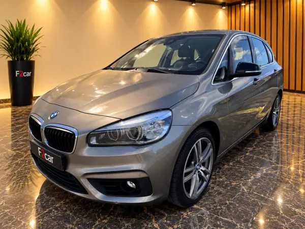 BMW 218 Active Tourer d Line Sport 1