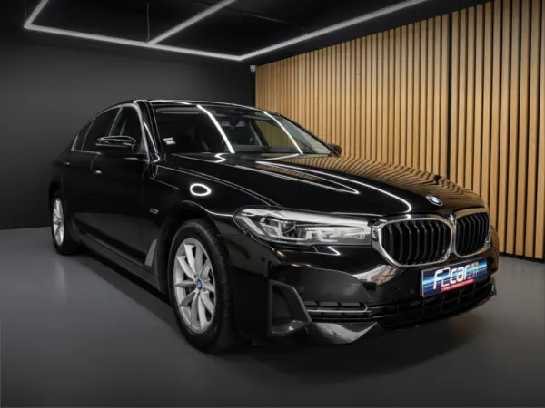 BMW 530 e 3