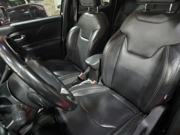 Jeep Renegade 1.6 MJD Limited 14