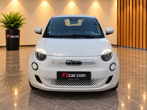 Fiat 500e 3 + 1 42 kWh Icon 2
