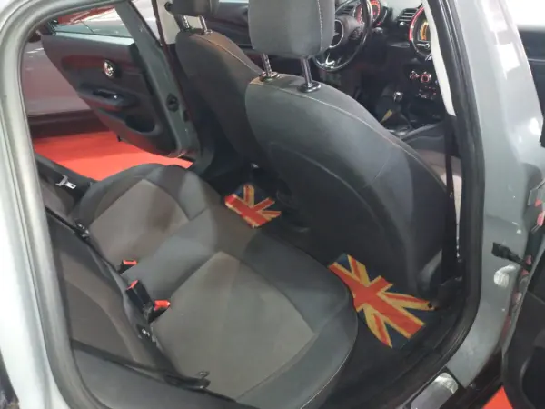 MINI Clubman One D 5