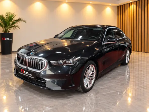 BMW i5 eDrive40 Edição Desportiva M 1