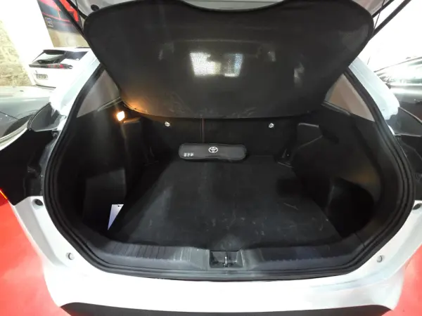 Toyota Yaris Cross 1.5 HDF Comfort Plus 20