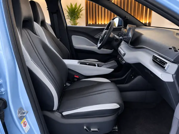BYD Dolphin Surf 43.2 kWh Comfort 8