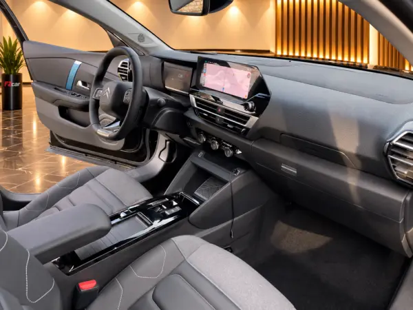 Citroen e-C4 X 50 kWh Shine Pack 7