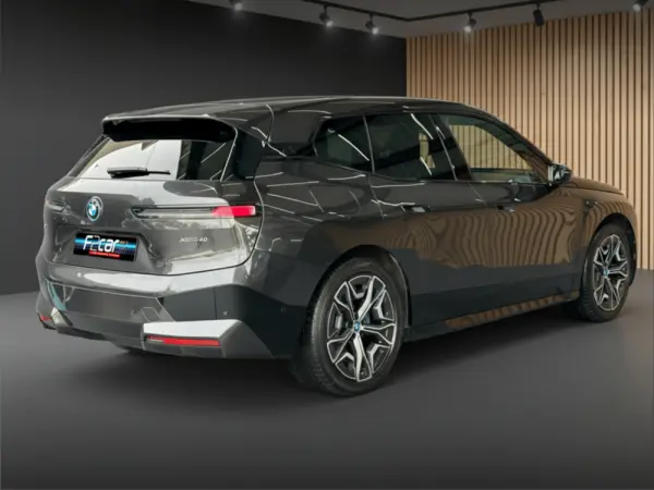 BMW iX xDrive 40 Pack Desportivo 3