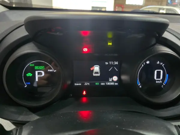Toyota Yaris Cross 1.5 HDF Comfort Plus 12