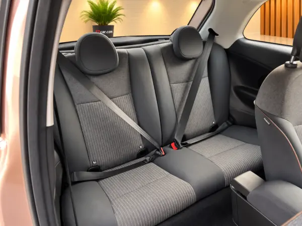 Fiat 500e 8
