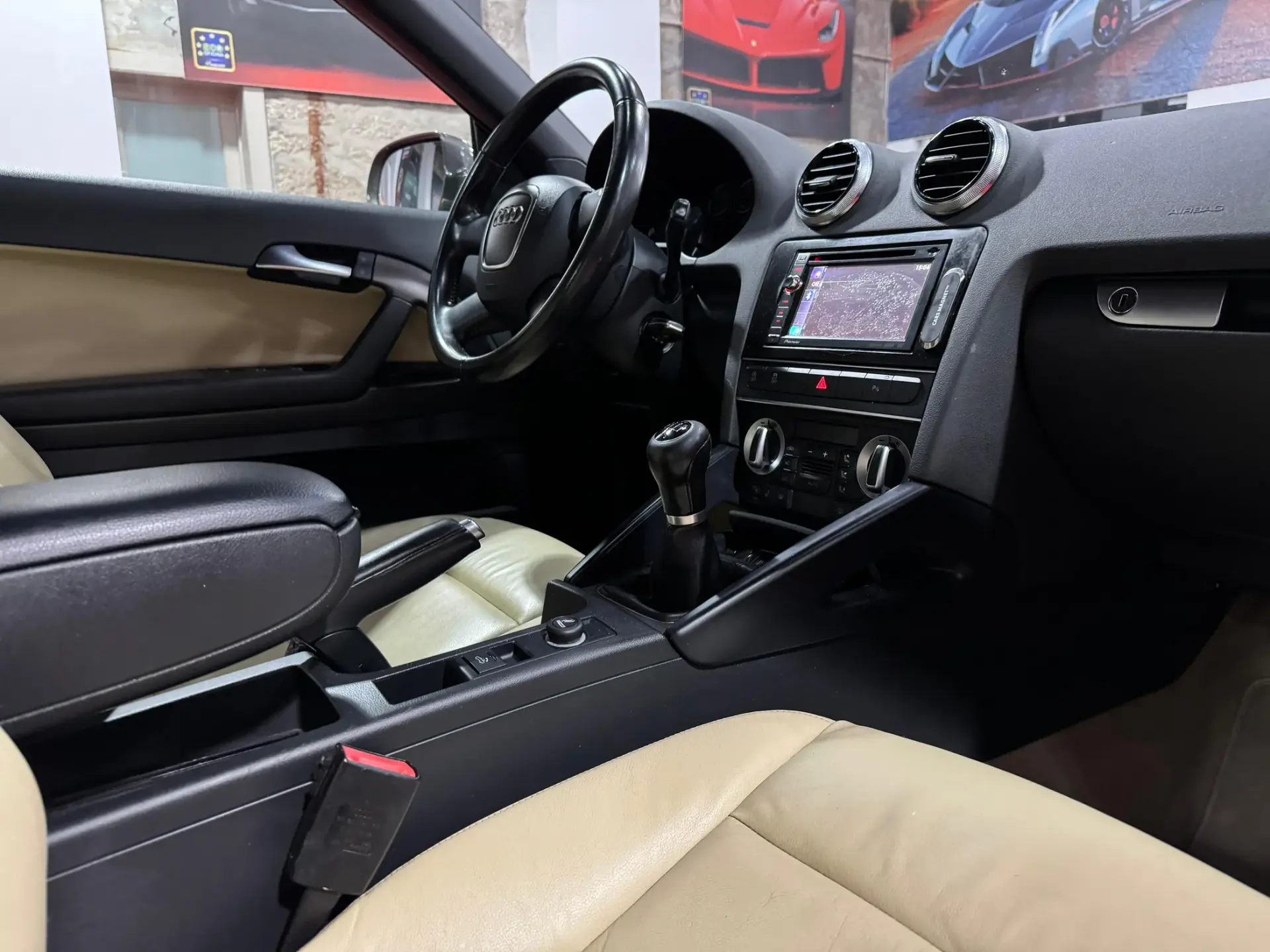 Audi A3 Cabrio 1.6 TDi Sport 17