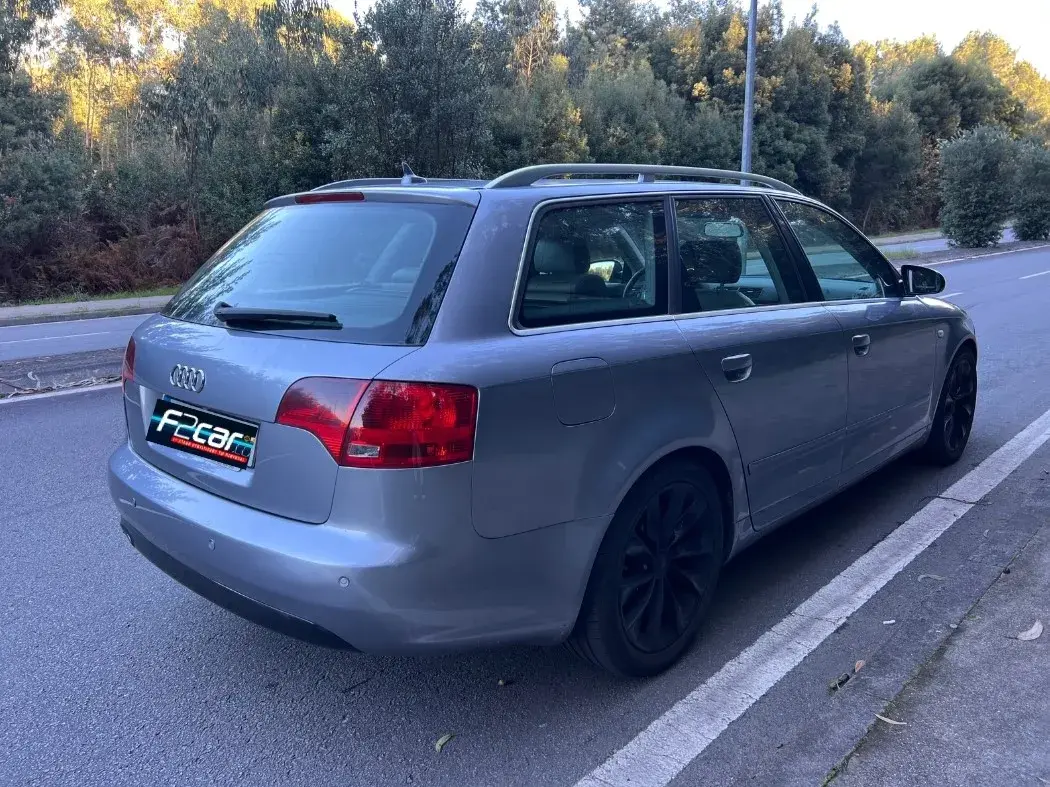 Audi A4 Avant 2.0 TDi Exclusive 6