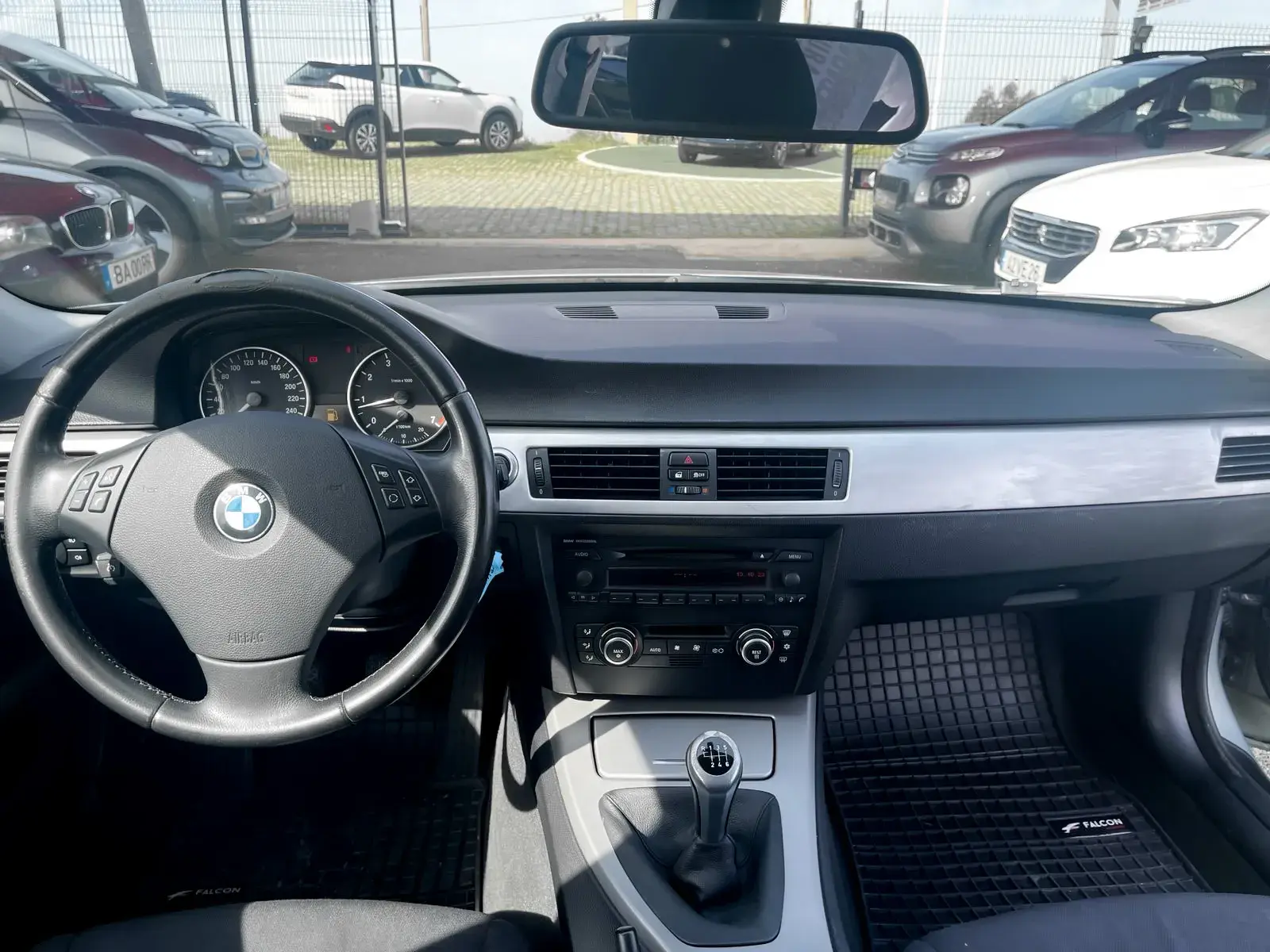 BMW 320 i Touring Selo Antigo 12