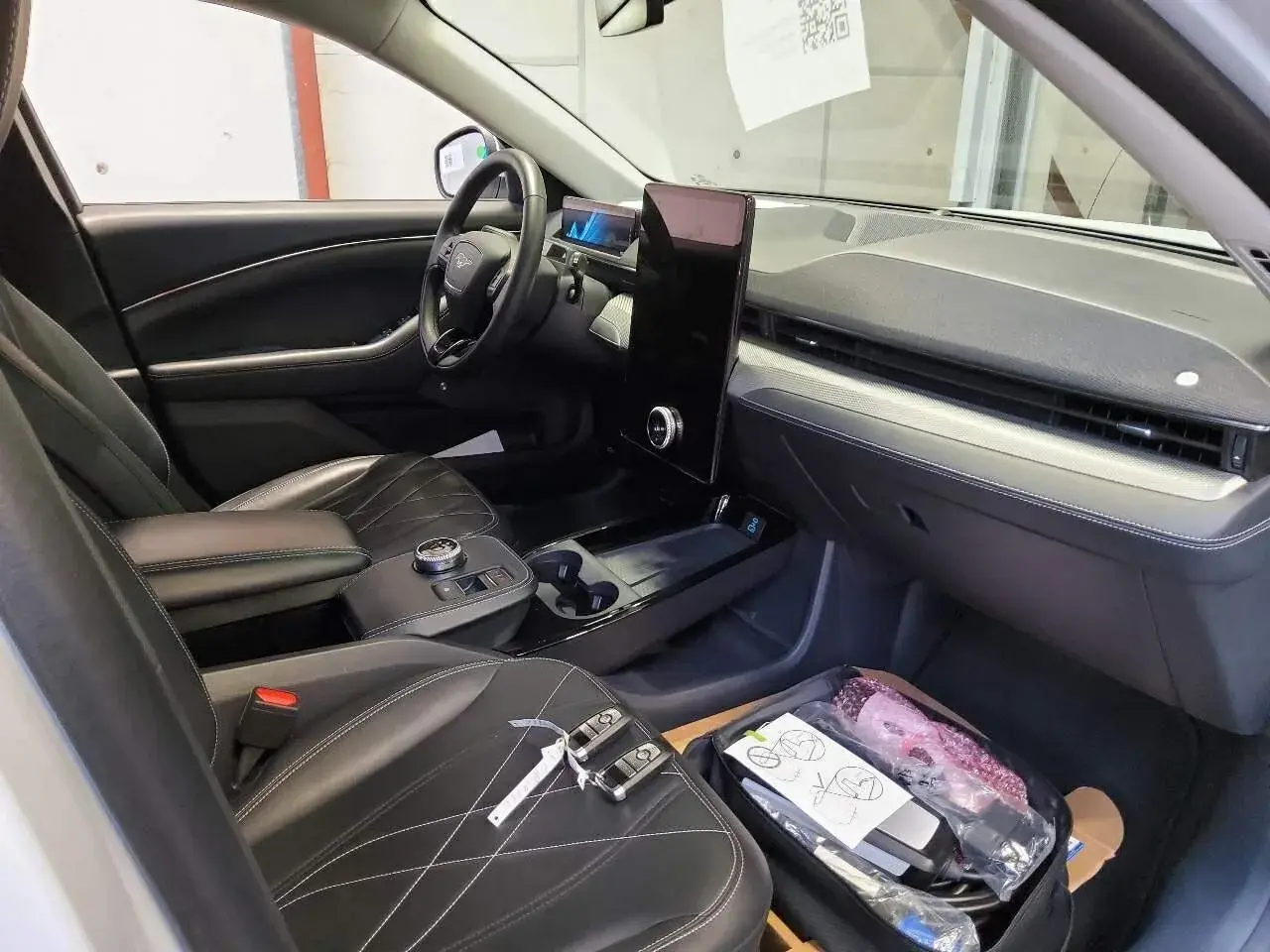 Ford Mustang Mach-E Standard AWD 7