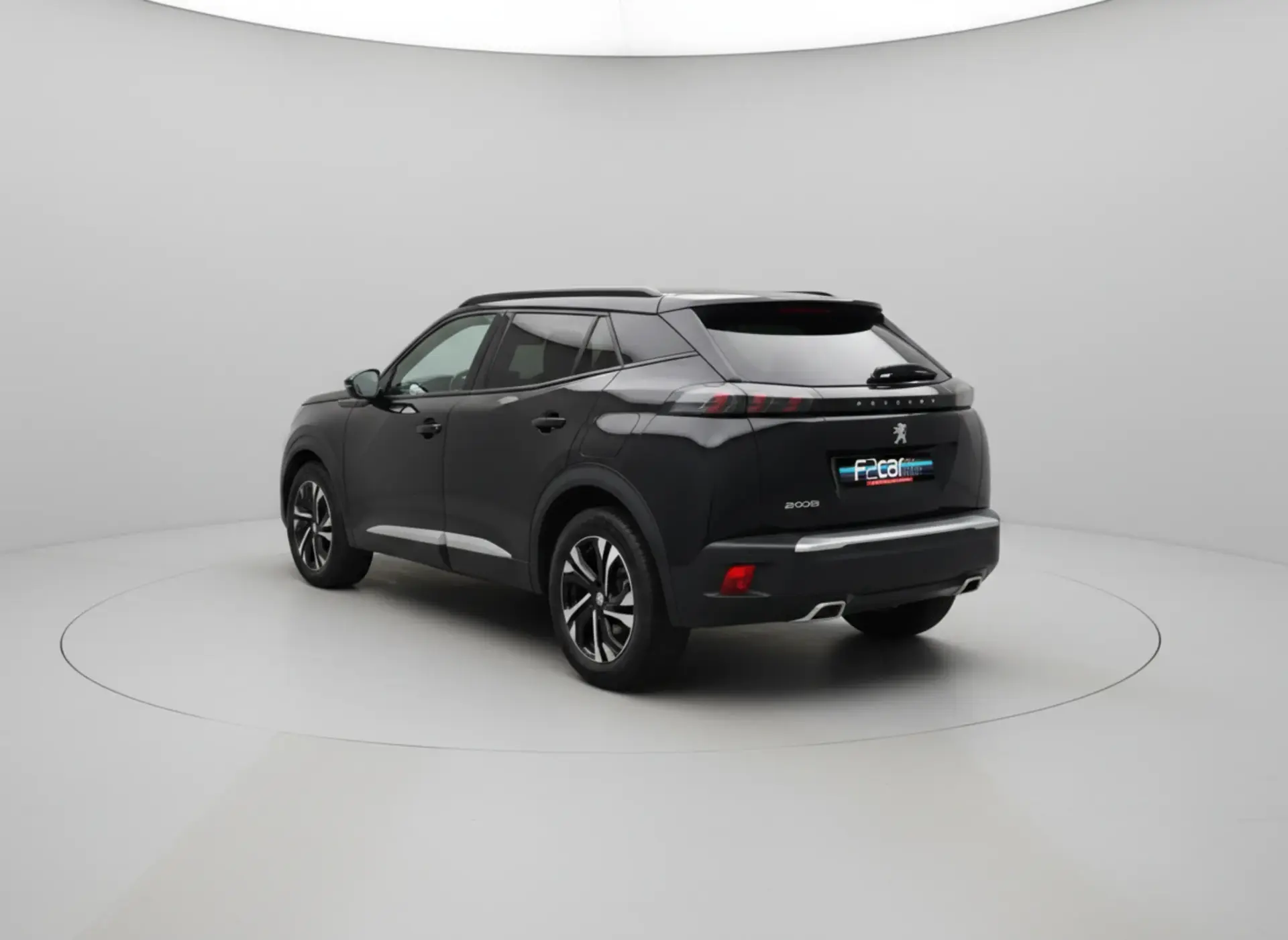 Peugeot 2008 1.2 PureTech Allure Pack 6