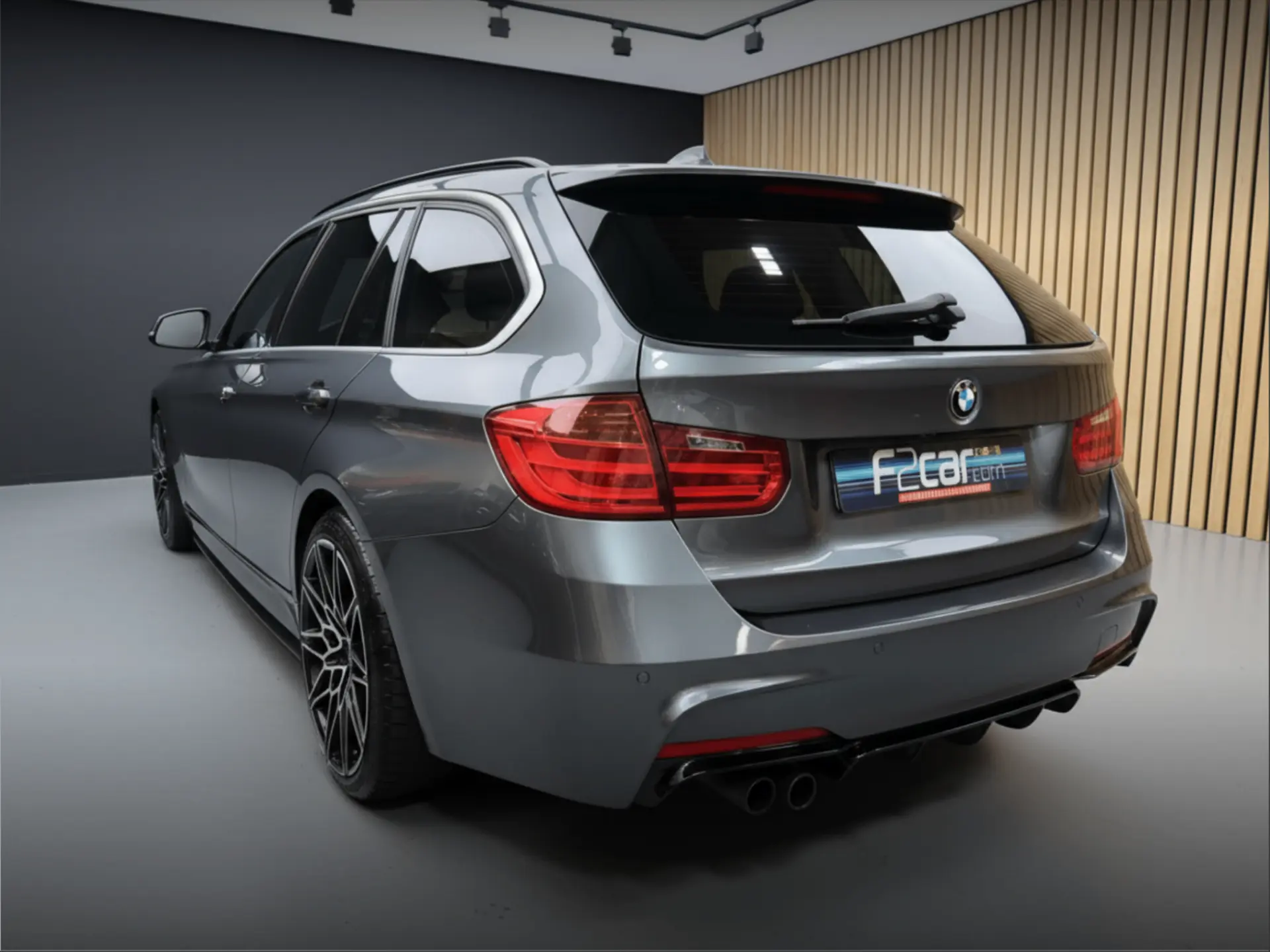 BMW 330 d xDrive Pack Desportivo M Auto 6