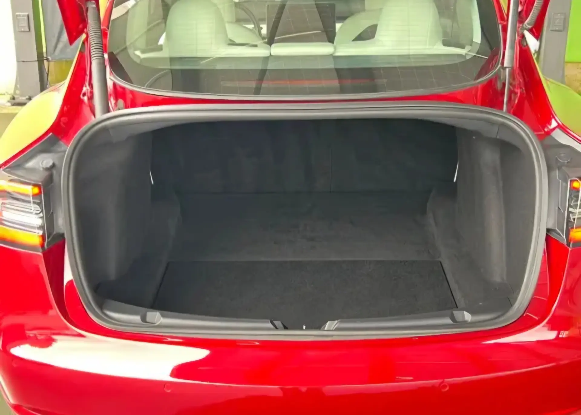 Tesla Model 3 Standard RWD 13