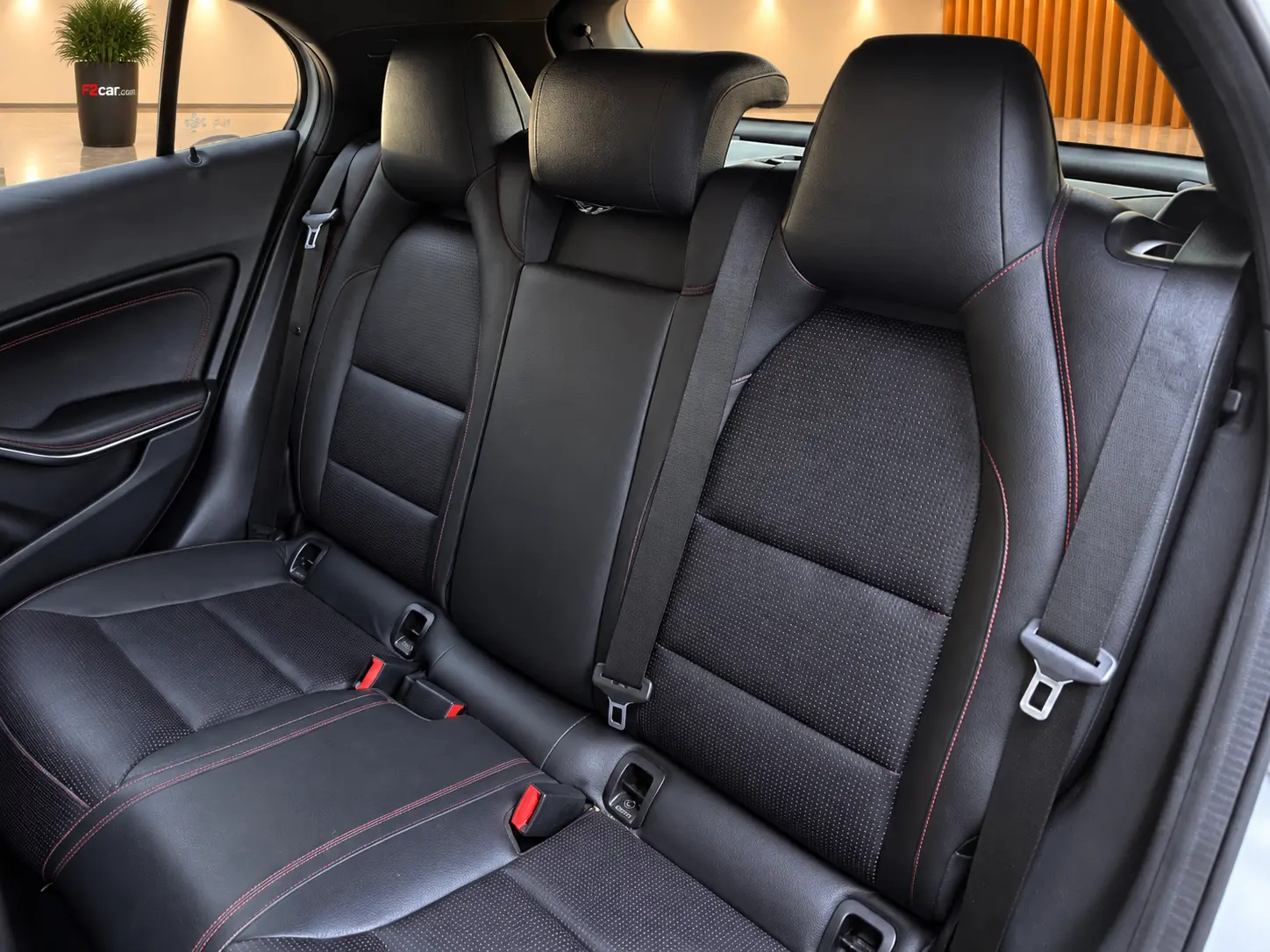 Mercedes-Benz GLA 220 d 4Matic 7G-DCT AMG Line 9