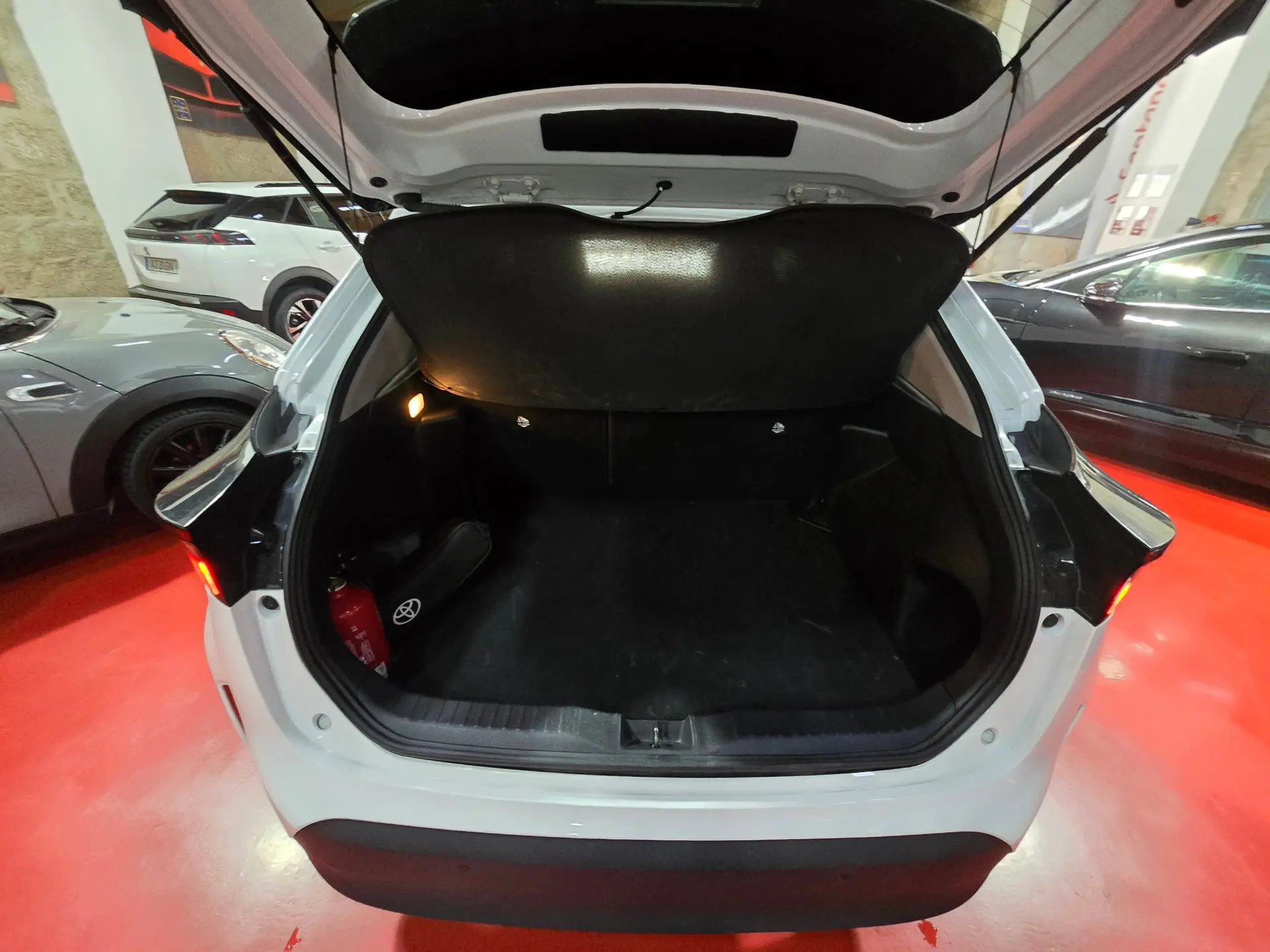 Toyota Yaris Cross 1.5 HDF Comfort Plus 19