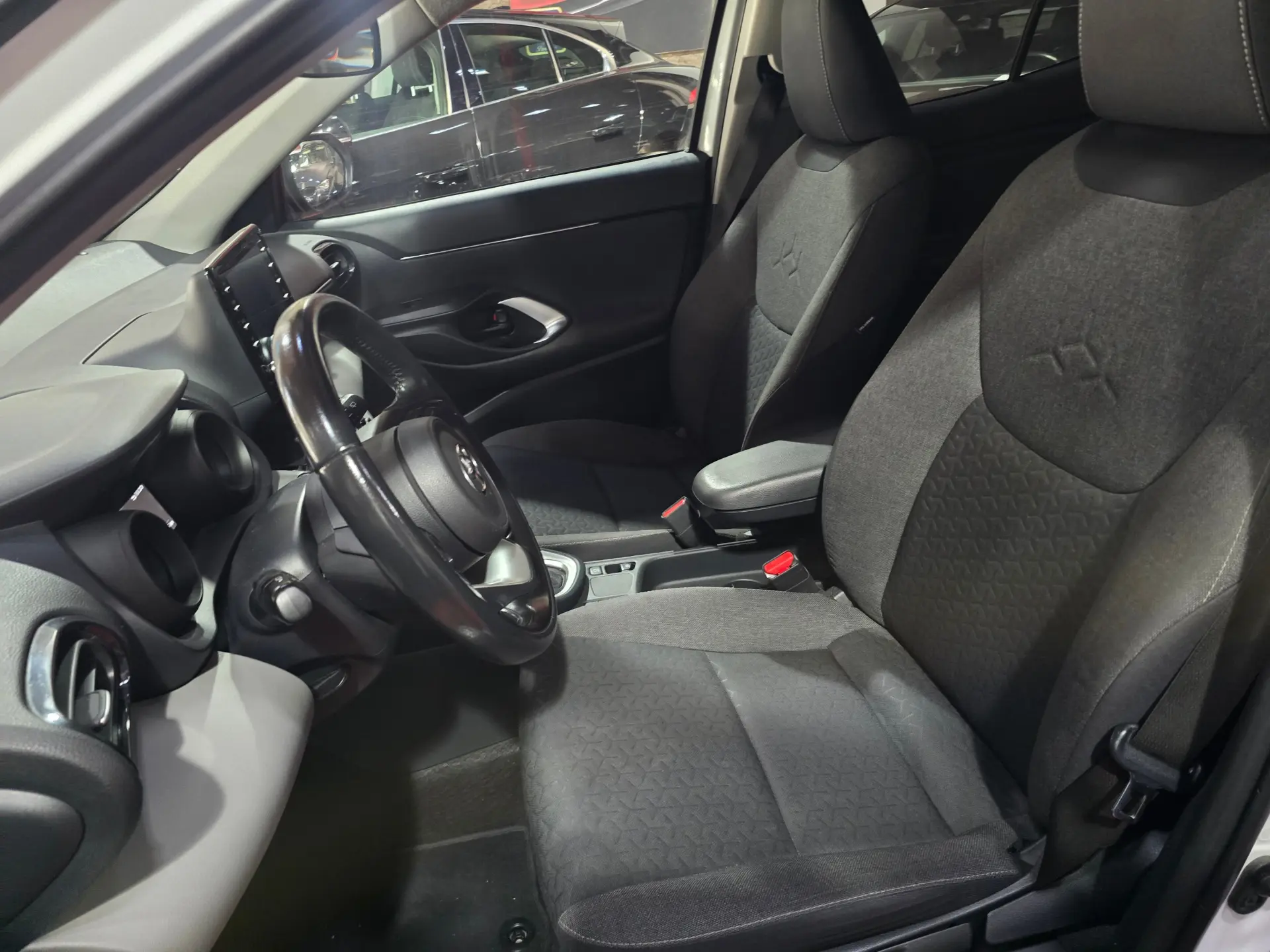 Toyota Yaris Cross 1.5 HDF Comfort Plus 10
