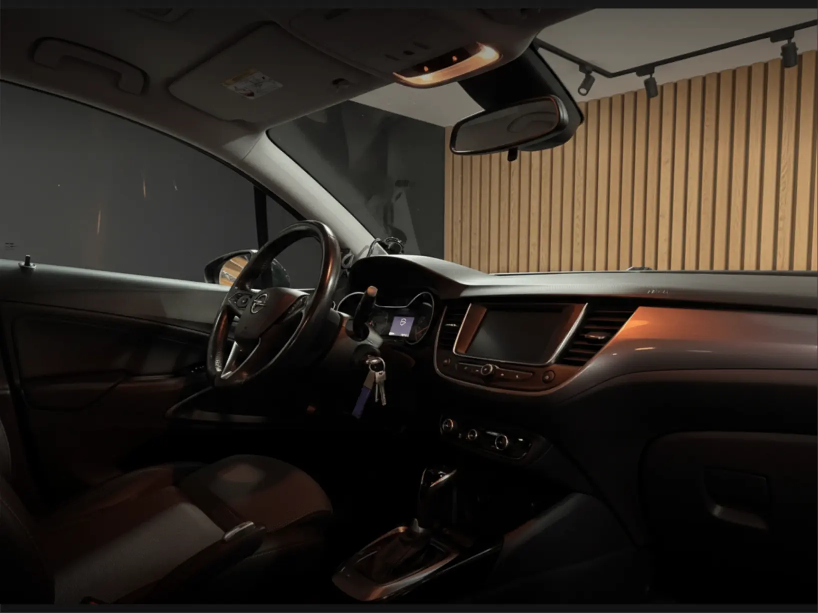 Opel Crossland X 1.2 T Innovation Aut. 9