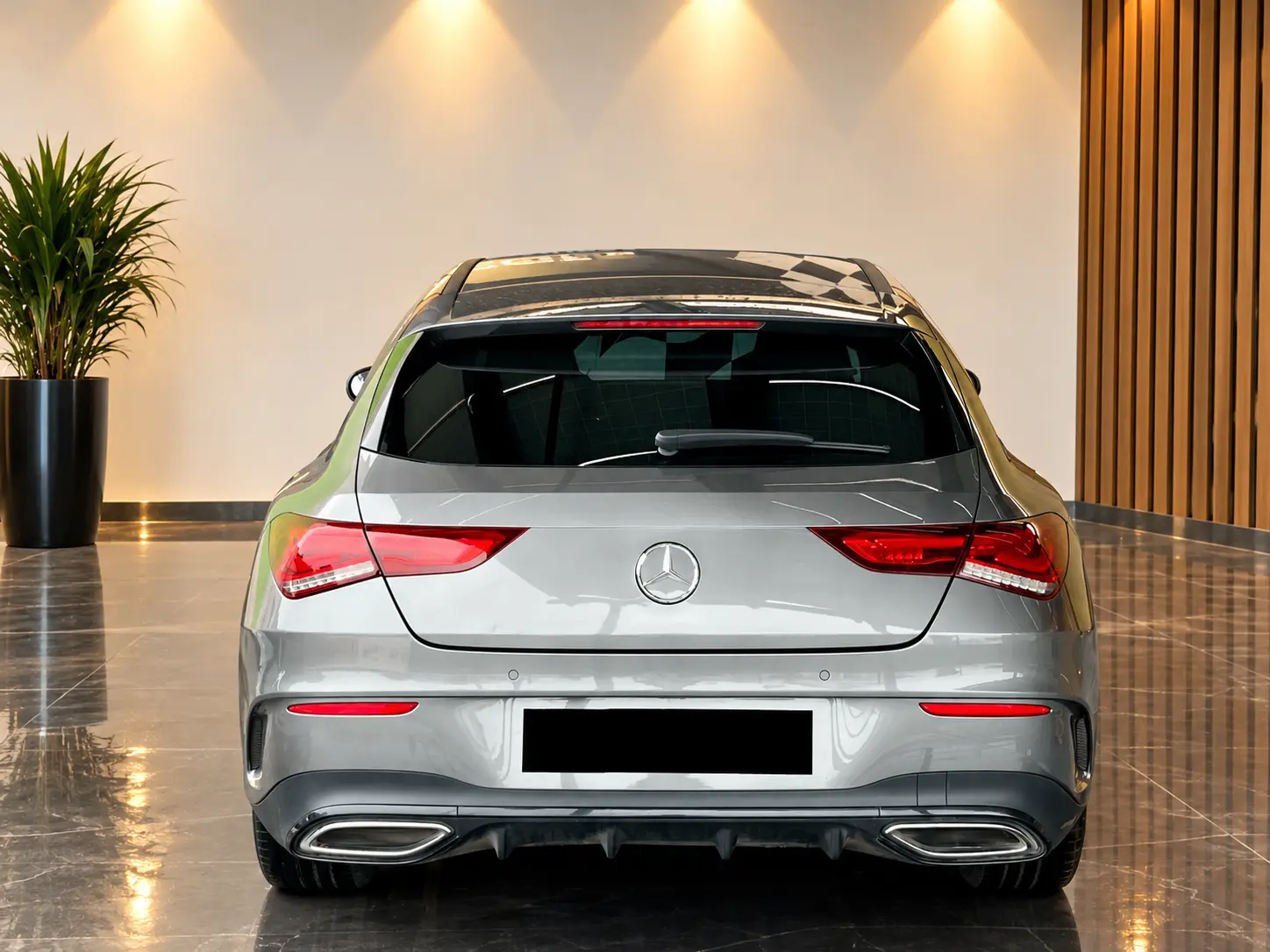 Mercedes-Benz CLA 250 e Shooting Brake AMG Line 4