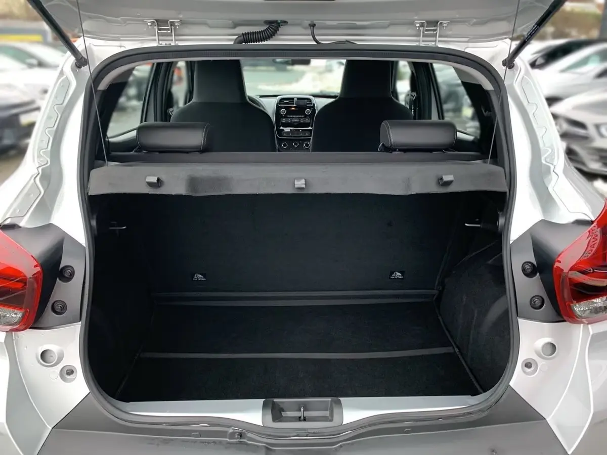 Dacia Spring ESSENTIAL 12