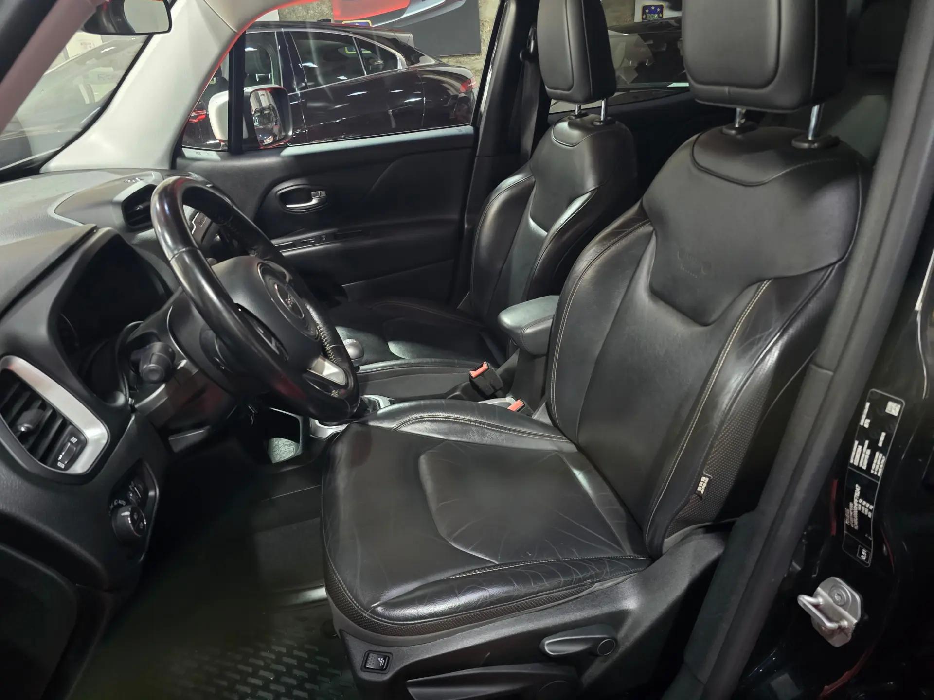 Jeep Renegade 1.6 MJD Limited 7