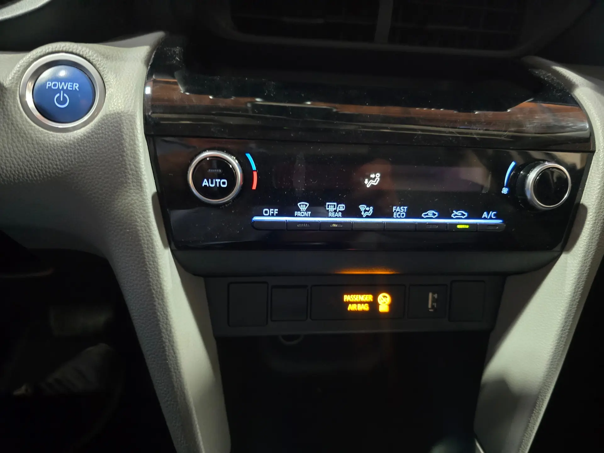 Toyota Yaris Cross 1.5 HDF Comfort Plus 13