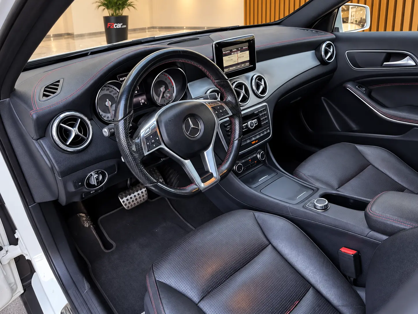 Mercedes-Benz GLA 220 d 4Matic 7G-DCT AMG Line 5