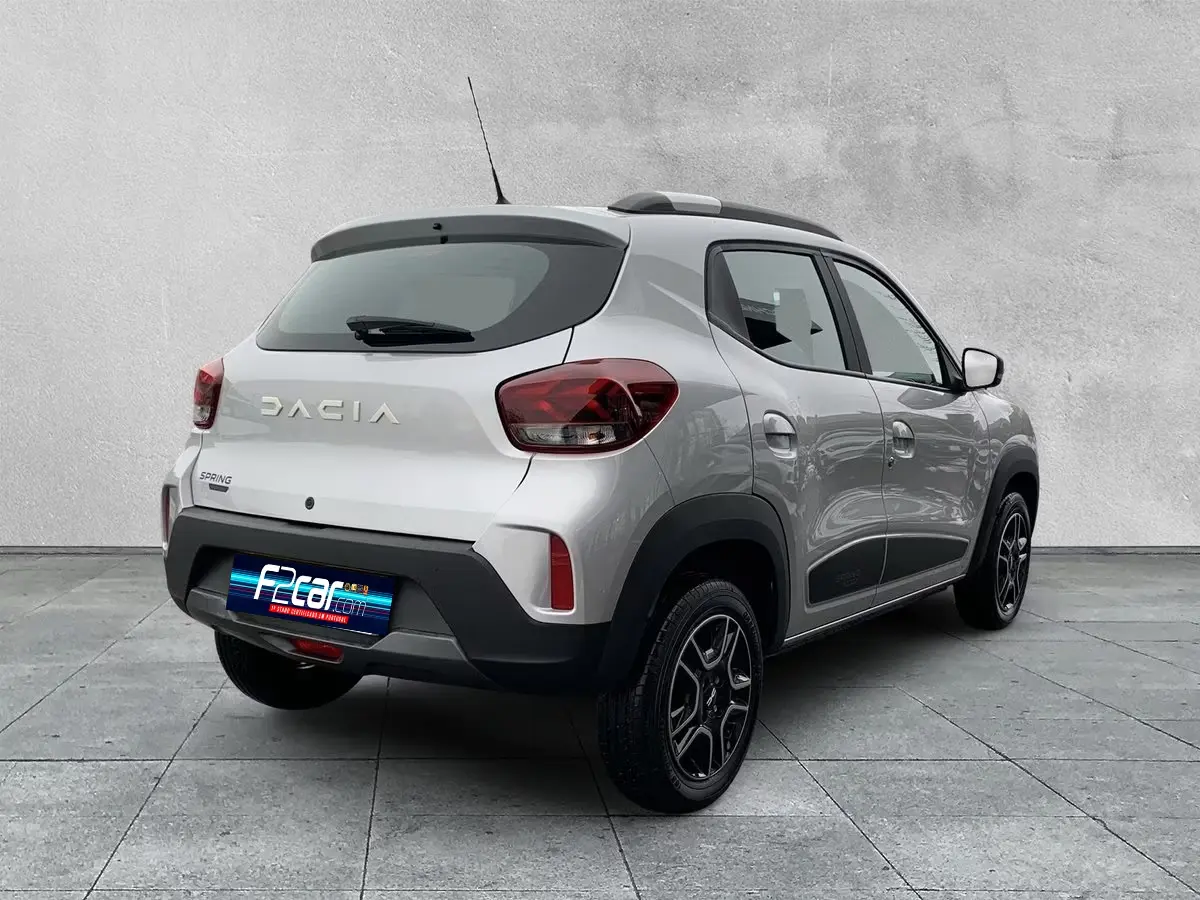 Dacia Spring ESSENTIAL 3