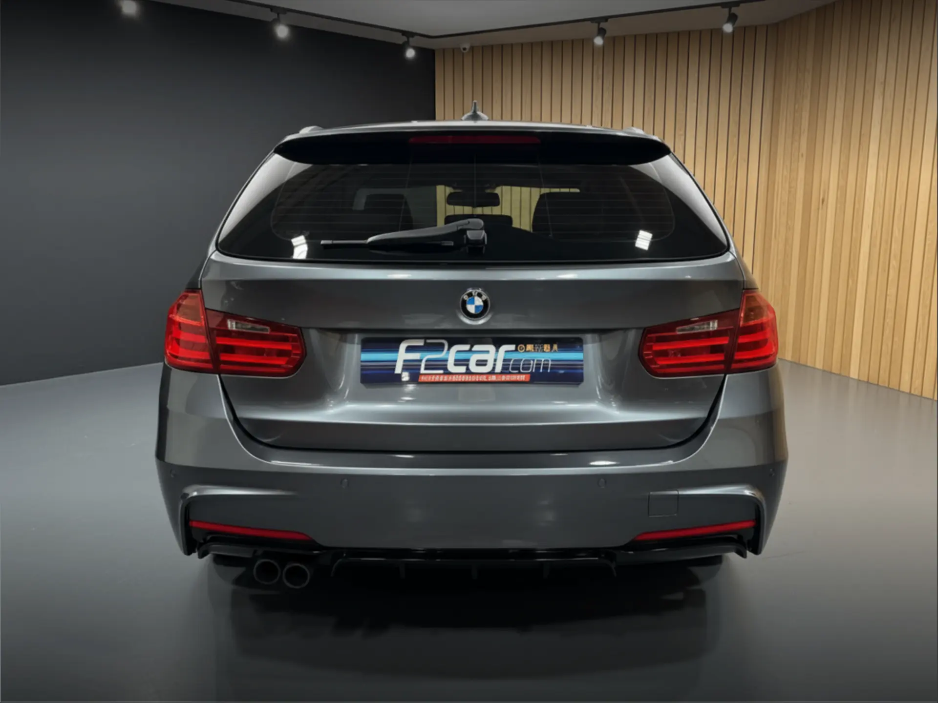 BMW 330 d xDrive Pack Desportivo M Auto 5