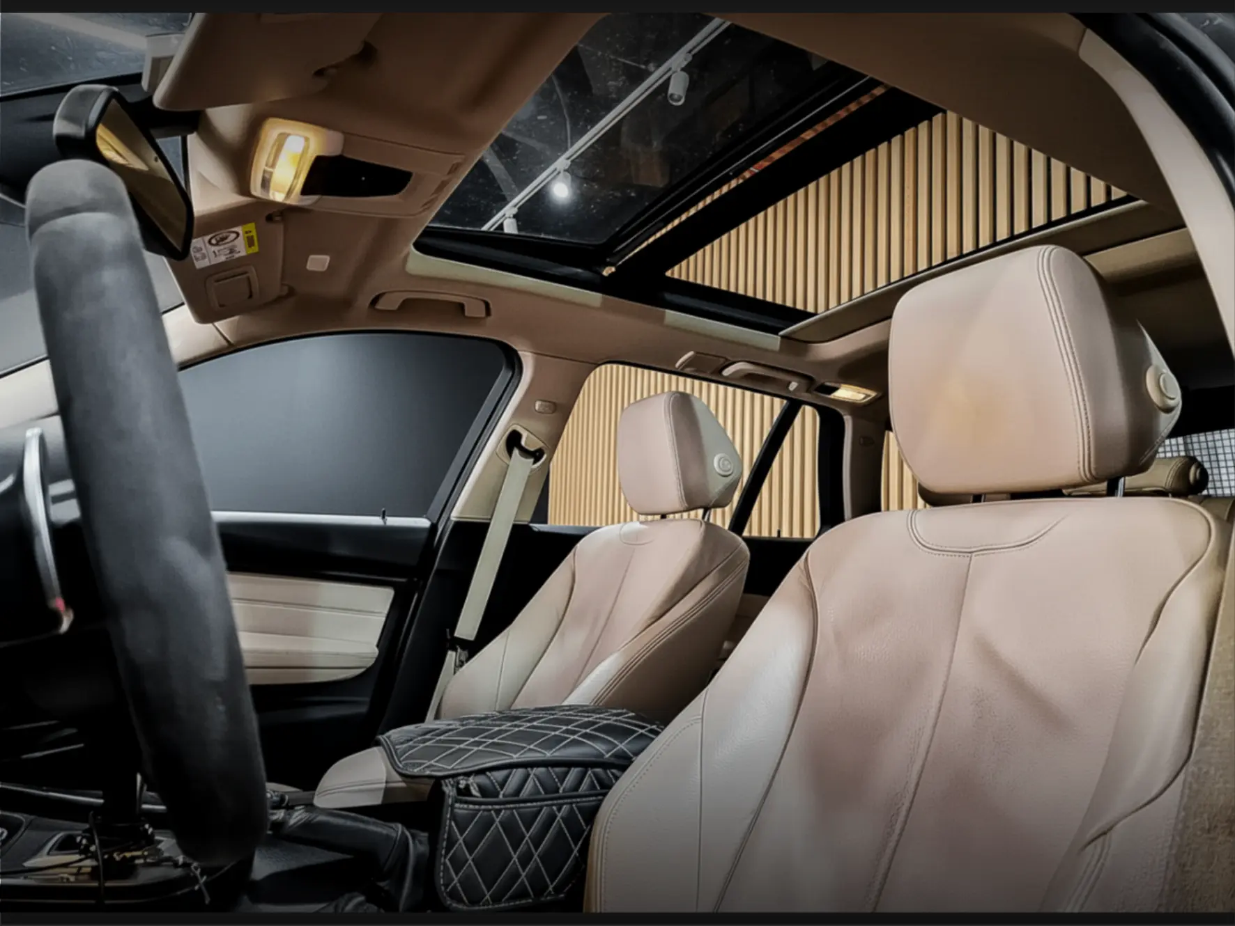 BMW 330 d xDrive Pack Desportivo M Auto 9