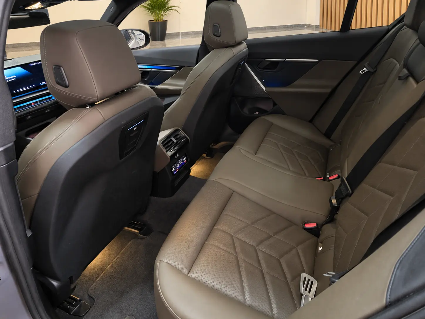 BMW i5 eDrive40 Pack Desportivo M Pro 7